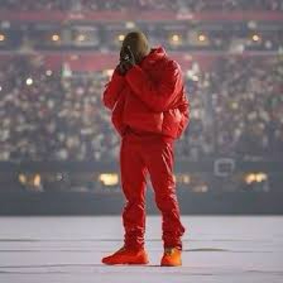 YZY X GAP Red puffer jacket size L pending - Picture 4 of 6